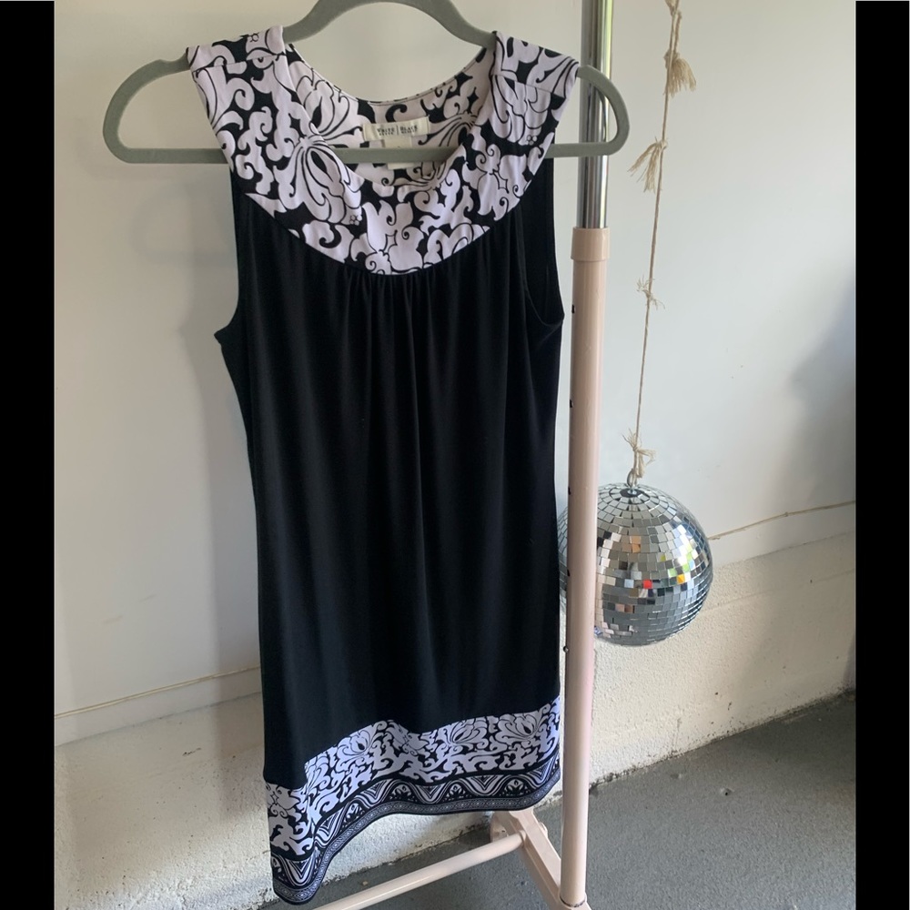 WHITE HOUSE BLACK MARKET DRESS